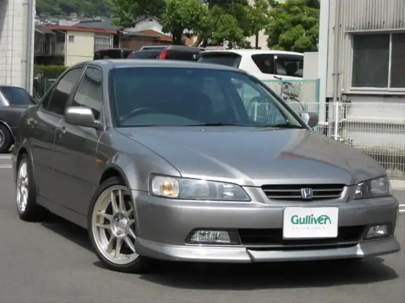 2002679 | カタログ画像：アコード（ACCORD） クリーンスポーティス 1999年7月 GH-CF5 2000cc ムーンストーンシルバー・メタリック メイン（その他）