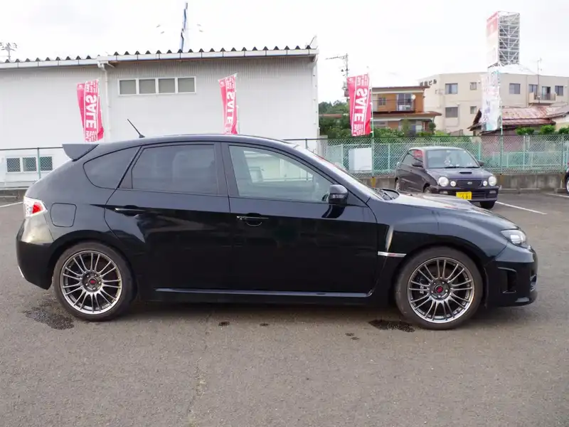 カタログ画像：インプレッサ（IMPREZA） ＷＲＸ ＳＴＩ スペックＣ １８インチタイヤ仕様車 2010年12月 CBA-GRB 2000cc オブシディアンブラック・パール 燃費10.4km / l  外装