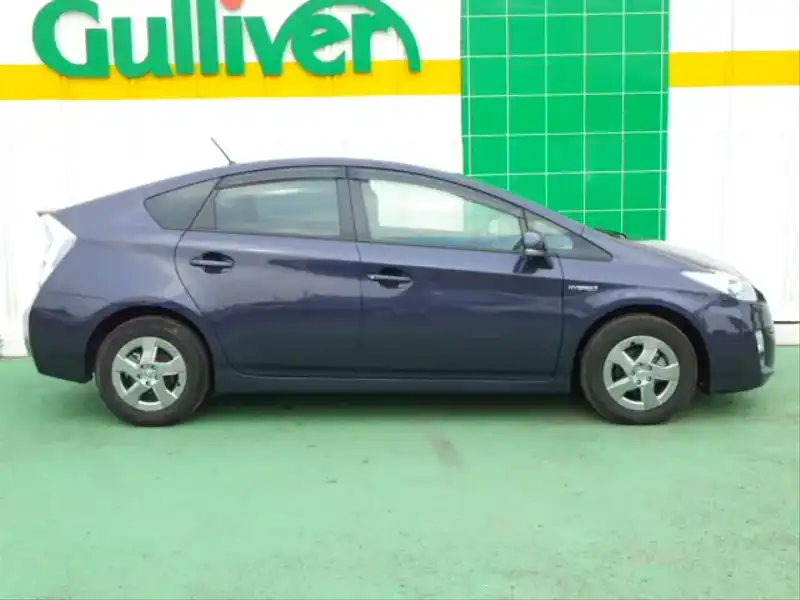 カタログ画像：プリウス（PRIUS） Ｇ ＬＥＤエディション 2011年8月 DAA-ZVW30 1800cc ダークバイオレットマイカメタリック 燃費30.4km / l 外装