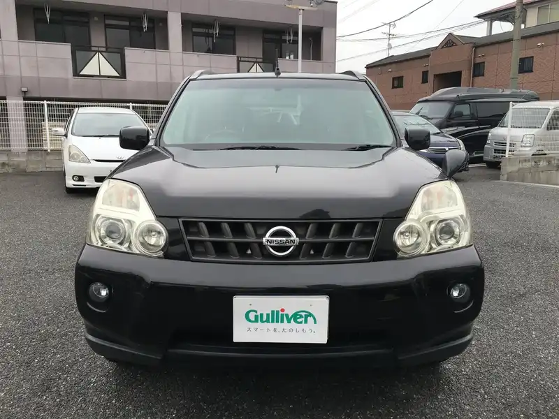 カタログ画像：エクストレイル（X-TRAIL） ２５Ｘ 2007年8月 CBA-TNT31 2500cc ダイヤモンドブラック（Ｐ） 燃費11.6km / l  フロント