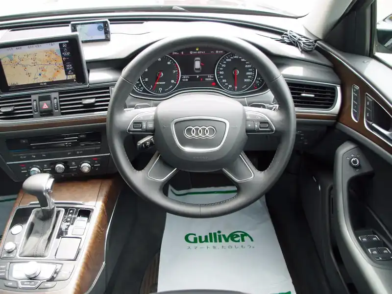 カタログ画像：Ａ６オールロードクワトロ（A6 ALLROAD QUATTRO） ベースグレード 2014年8月 DBA-4GCGWB 3000cc ファントムブラックパールエフェクト 燃費10.2km / l 内装