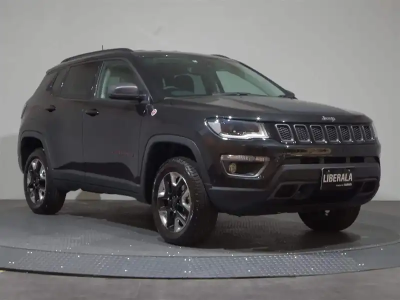 10123881 | カタログ画像：ジープ・コンパス（JEEP COMPASS） トレイルホーク 2019年9月 ABA-M624 2400cc ブリリアントブラッククリスタル メイン