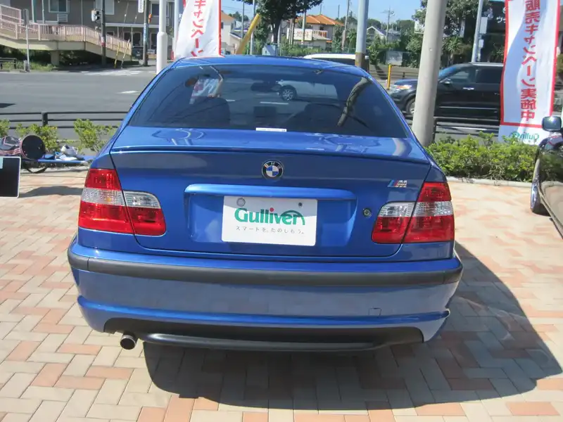 カタログ画像：３シリーズ（3 SERIES） ３１８ｉ Ｍスポーツ リミテッド 2003年11月 GH-AY20 2000cc エストリル・ブルー・メタリック 燃費10.8km / l  バック