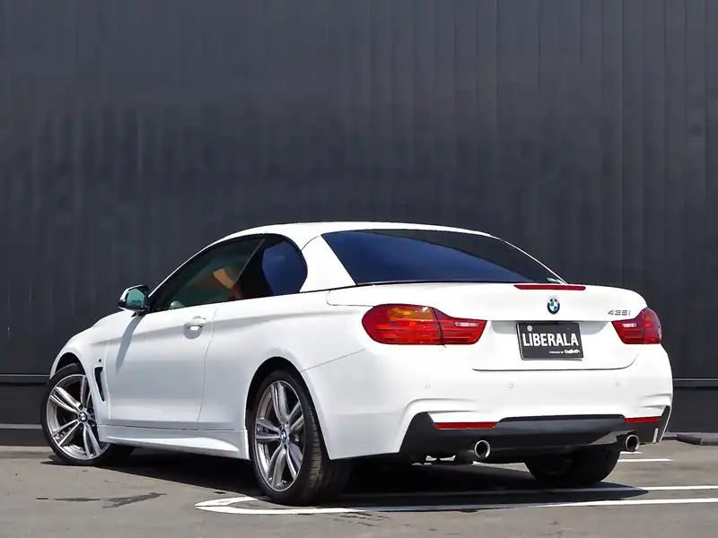 カタログ画像：４シリーズ（4 SERIES） ４３５ｉカブリオレ Ｍスポーツ 2014年4月 DBA-3R30 3000cc 燃費12.5km / l バック