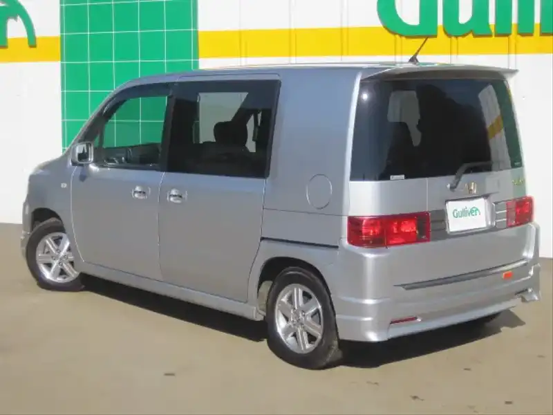 カタログ画像：モビリオスパイク（MOBILIO SPIKE） Ｗ ＨＤＤナビアクティブエディション 2006年8月 DBA-GK1 1500cc アラバスターシルバー・メタリック 燃費17.6km / l  外装