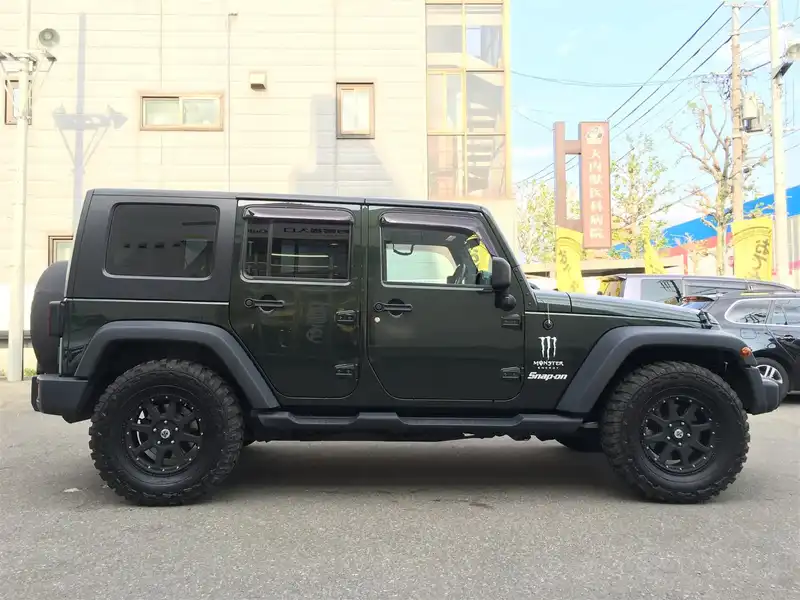 カタログ画像：ジープ・ラングラーアンリミテッド（JEEP WRANGLER UNLIMITED） スポーツ４ＡＴ 2007年11月 ABA-JK38L 3800cc ジープグリーンメタリッククリアコートorレスキューグリーンメタリッククリアコート 燃費7.1km / l  外装