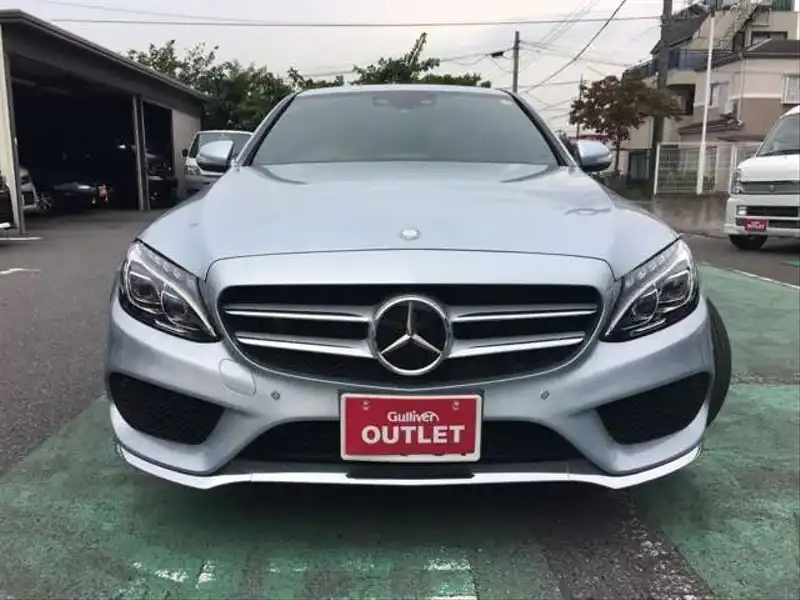 カタログ画像：Ｃクラス（C-CLASS） Ｃ２５０スポーツ 2015年4月 RBA-205045 2000cc イリジウムシルバー（Ｍ）orパラジウムシルバー（Ｍ）orダイヤモンドシルバー（Ｍ） 燃費16.0km / l フロント