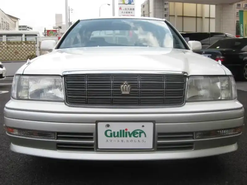 カタログ画像：クラウン（CROWN） ロイヤルエクストラリミテッド 1997年4月 E-JZS151 2500cc スーパーホワイトパールマイカ 燃費9.0km / l  フロント