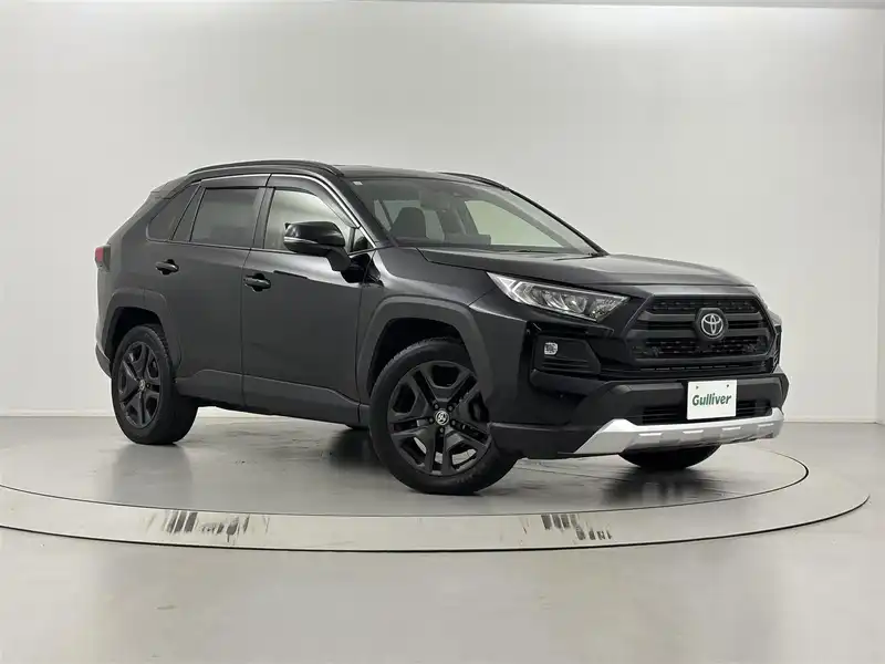 カタログ画像：ＲＡＶ４（RAV4） ハイブリッドＸ 2024年12月 6AA-AXAH54 2500cc アティチュードブラックマイカ 燃費20.6km / l メイン