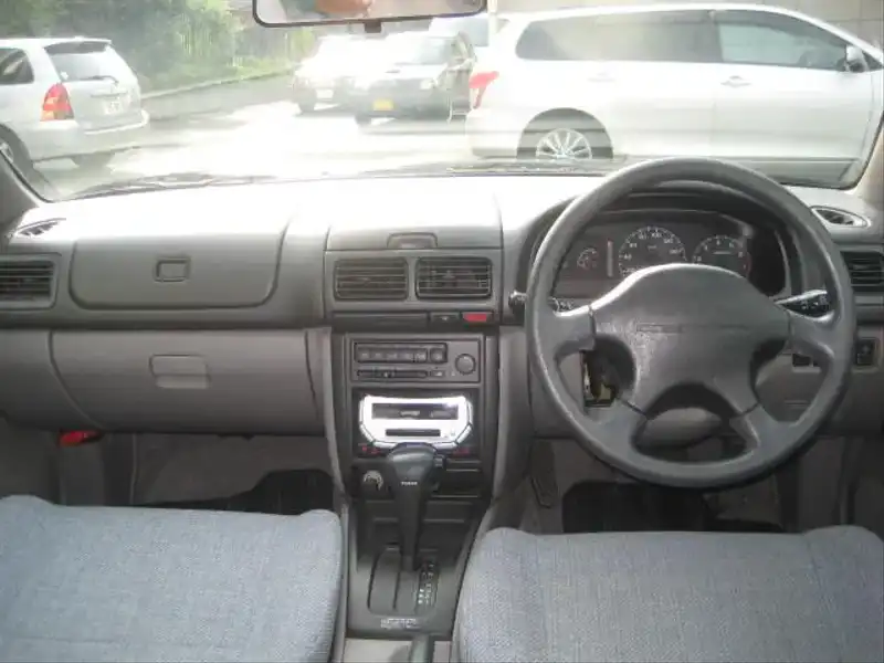 カタログ画像：インプレッサ（IMPREZA） ＣＳエクストラ 1999年9月 GF-GC2 1500cc グランブルー・マイカ 燃費15.6km / l  内装