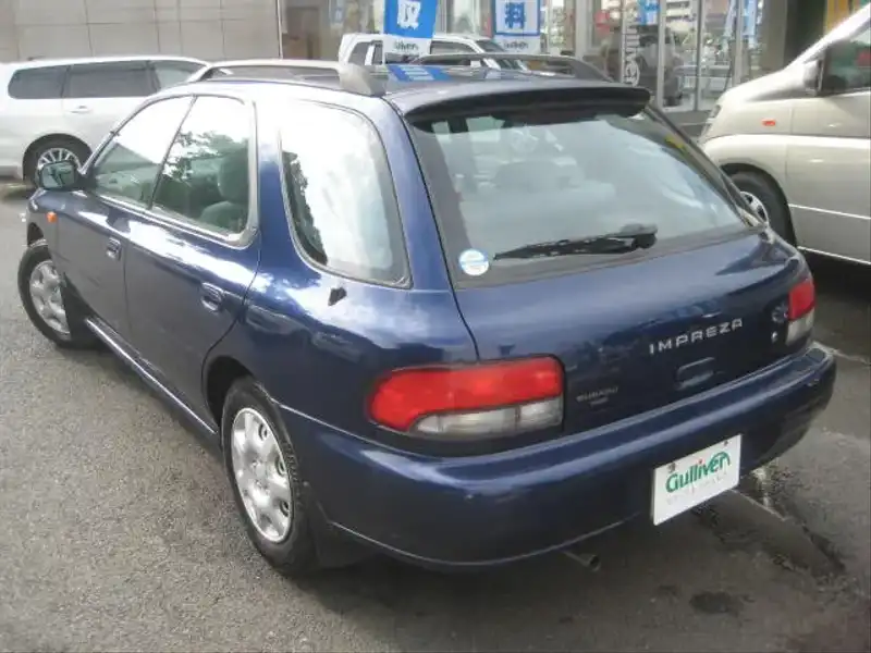 カタログ画像：インプレッサ（IMPREZA） ＣＳエクストラ 1999年9月 GF-GC2 1500cc グランブルー・マイカ 燃費15.6km / l  バック