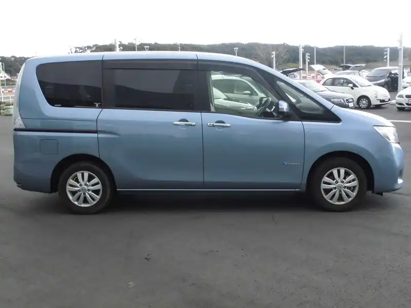 カタログ画像：セレナ（SERENA） ２０Ｇ Ｓ－ハイブリッド 2012年8月 DAA-HC26 2000cc クリスタルミスト（Ｍ） 燃費15.2km / l 外装