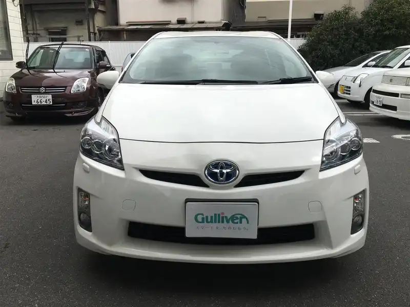 カタログ画像：プリウス（PRIUS） Ｓツーリングセレクション 2009年5月 DAA-ZVW30 1800cc ホワイトパールクリスタルシャイン 燃費35.5km / l  フロント