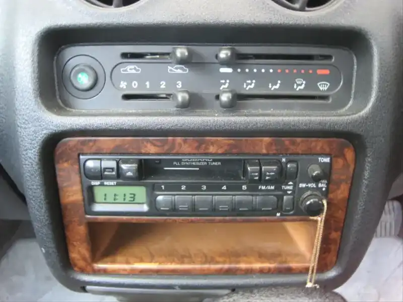 カタログ画像：ヴィヴィオ（VIVIO） Ｍ３００ タイプＳ 1996年11月 E-KK3 660cc ブライトシルバー・メタリック 燃費20.5km / l  内装