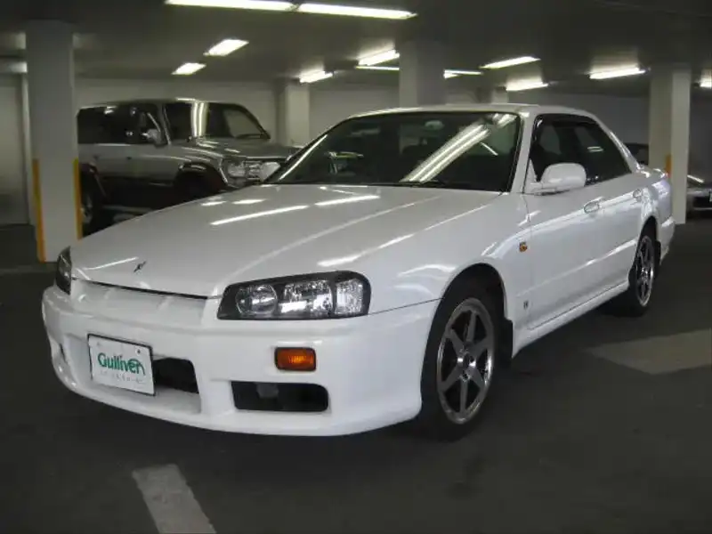 カタログ画像：スカイライン（SKYLINE） ＧＴスペシャルエディション 1999年2月 GF-HR34 2000cc ホワイト 燃費11.4km / l  外装