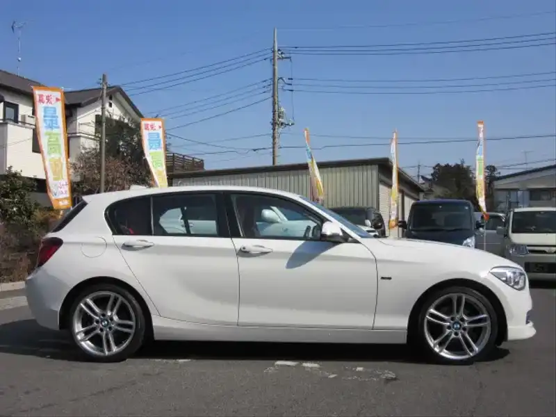 カタログ画像：１シリーズ（1 SERIES） １２０ｉ スポーツ 2011年9月 DBA-1A16 1600cc 燃費16.6km / l 外装