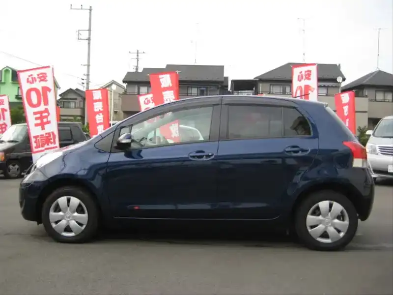 カタログ画像：ヴィッツ（VITZ） Ｆ 2007年8月 CBA-NCP95 1300cc ダークブルーマイカメタリック 燃費16.0km / l  外装