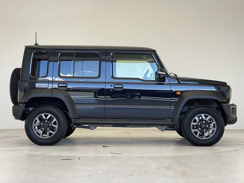 カタログ画像：ジムニー（JIMNY） ＸＧ 2025年11月 3BA-JB64W 660cc 燃費14.3km / l 外装