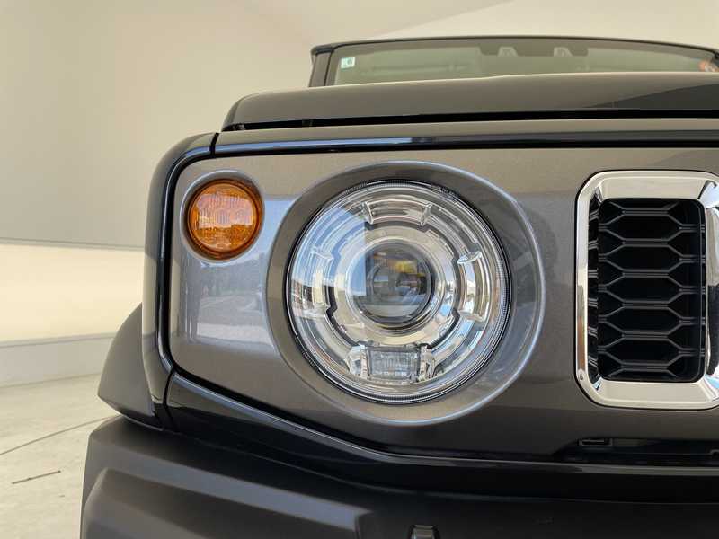 カタログ画像：ジムニーノマド（JIMNY NOMADE） ＦＣ 2025年4月 3BA-JC74W 1500cc ブルーイッシュブラックパール4 燃費13.6km / l 外装