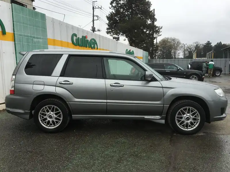 カタログ画像：フォレスター（FORESTER） エアブレイク 2005年12月 CBA-SG5 2000cc 燃費13.0km / l  外装