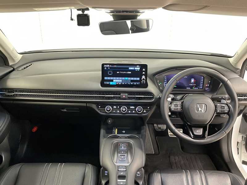 カタログ画像：ＺＲ－Ｖ（ZR-V） ｅ：ＨＥＶ Ｚ 2023年4月 6AA-RZ6 2000cc プラチナホワイト・パール 燃費21.5km / l 外装