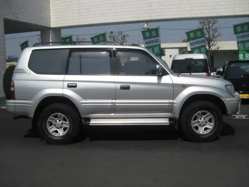 カタログ画像：ランドクルーザープラド（LAND CRUISER PRADO） ＴＸ ５人乗り仕様 パッケージⅠ 1998年1月 E-RZJ95W 2700cc シルバーメタリック 燃費7.9km / l  外装