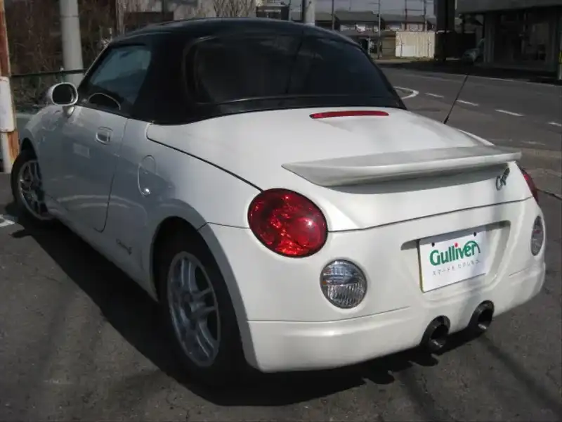 カタログ画像：コペン（COPEN） ディタッチャブルトップ 2004年6月 ABA-L880K 660cc ホワイト 燃費18.8km / l  バック