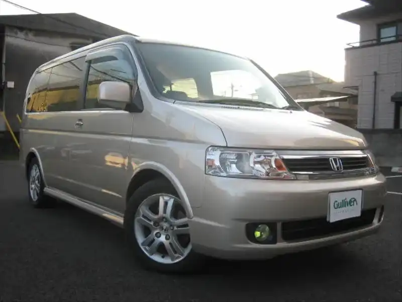 カタログ画像：ステップワゴン（STEPWAGON） ２４Ｌ 2004年6月 CBA-RF8 2400cc マーブルベージュ・パール 燃費11.0km / l  メイン