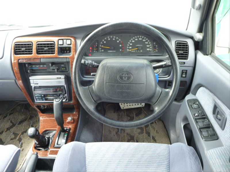 カタログ画像：ハイラックスサーフ（HILUX SURF） ＳＳＲ－Ｖ ワイドボデー 1997年8月 KD-KZN185W 3000cc ウォームグレーパールメタリック 内装