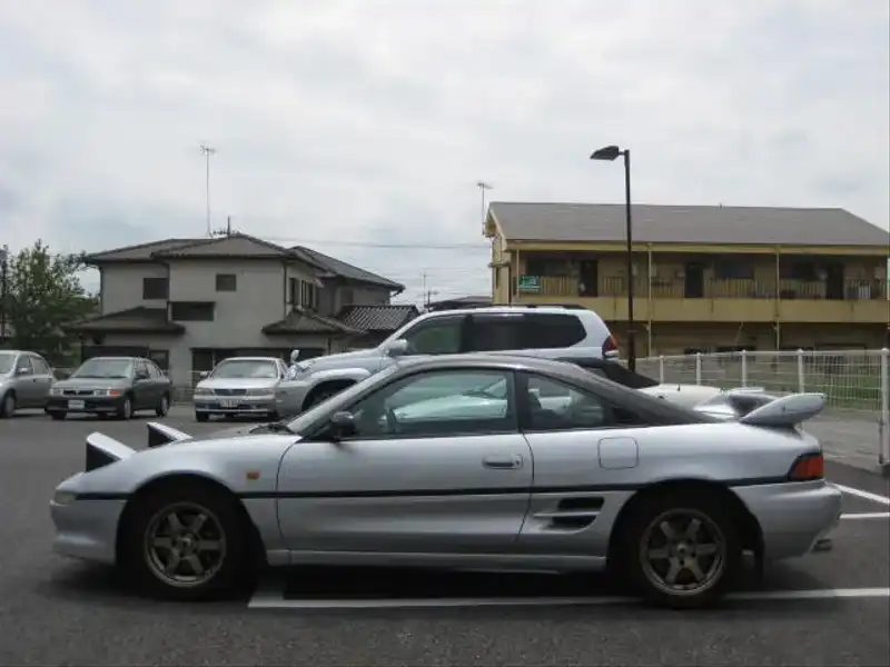 カタログ画像：ＭＲ２（MR2） Ｇリミテッド Ｔバールーフ仕様車 1997年12月 E-SW20 2000cc ソニックシャドートーニング 燃費12.4km / l  外装