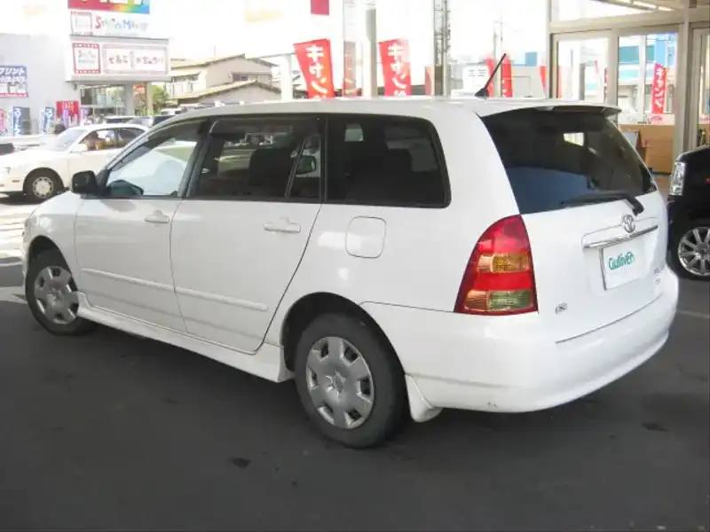 カタログ画像：カローラフィールダー（COROLLA FIELDER） Ｘ リミテッド・ナビスペシャル 2002年9月 UA-NZE121G 1500cc スーパーホワイトⅡ 燃費18.0km / l  バック