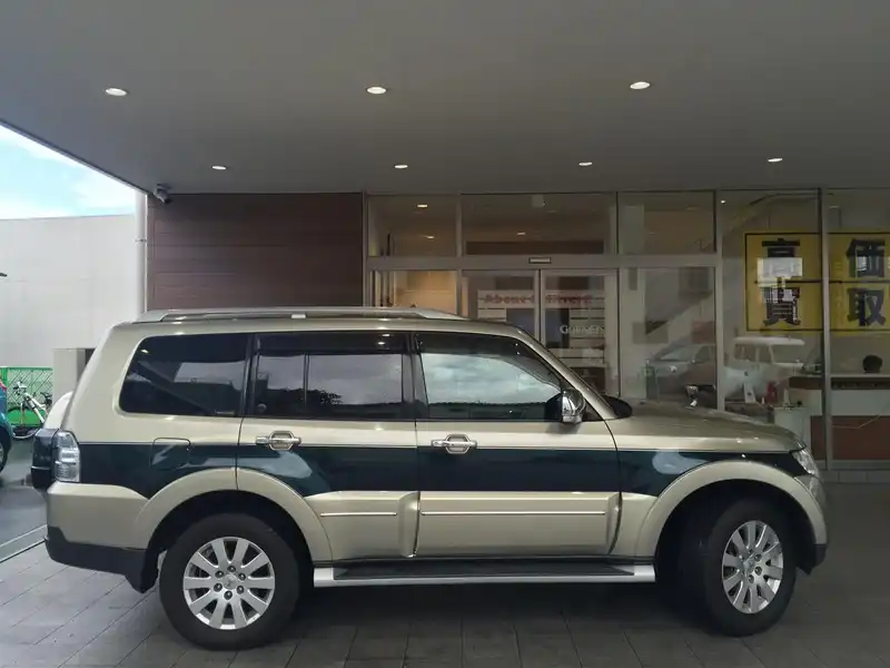 カタログ画像：パジェロ（PAJERO） ロング スーパーエクシード 2007年10月 CBA-V97W 3800cc プラチナベージュメタリック／ディープシーグリーンマイカ 外装