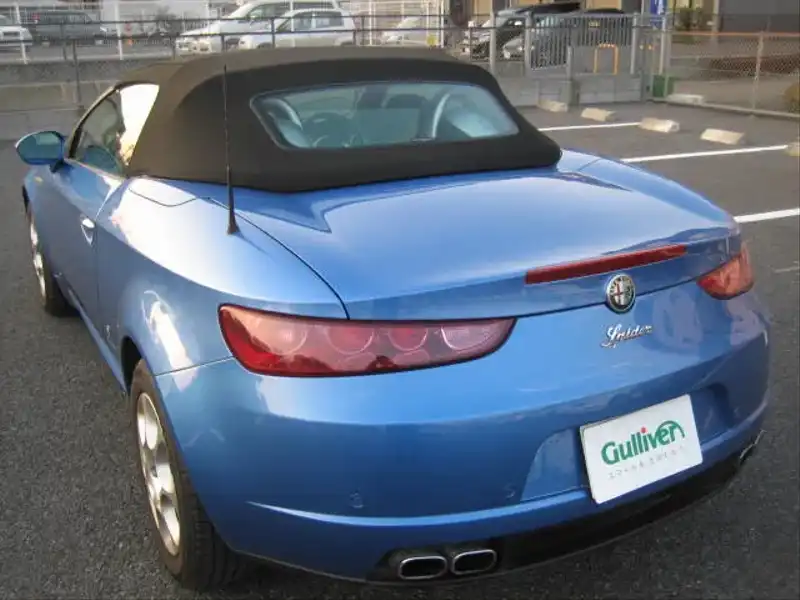 カタログ画像：アルファスパイダー（ALFA SPIDER） ３．２ ＪＴＳ Ｑ４ Ｑ－トロニック ディスティンクティブ 2007年3月 GH-93932S 3200cc バック