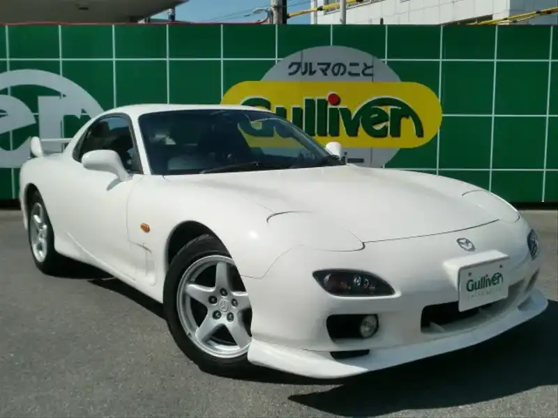 カタログ画像：ＲＸ－７（RX-7） タイプＲ 2000年10月 GF-FD3S 1400cc ピュアホワイト 燃費8.1km / l  メイン（その他）