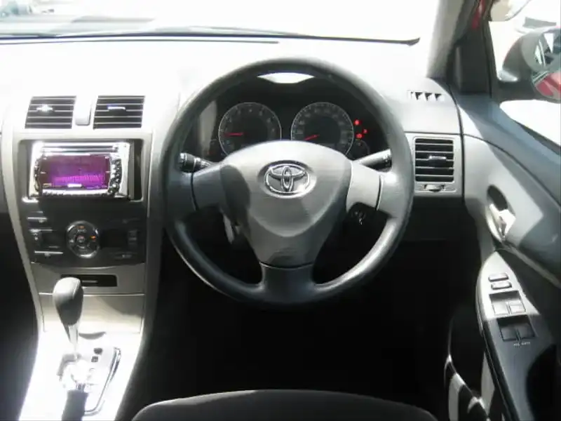 カタログ画像：カローラフィールダー（COROLLA FIELDER） １．５Ｘ スペシャルエディション 2008年4月 DBA-NZE141G 1500cc レッドマイカメタリック 燃費17.2km / l  内装