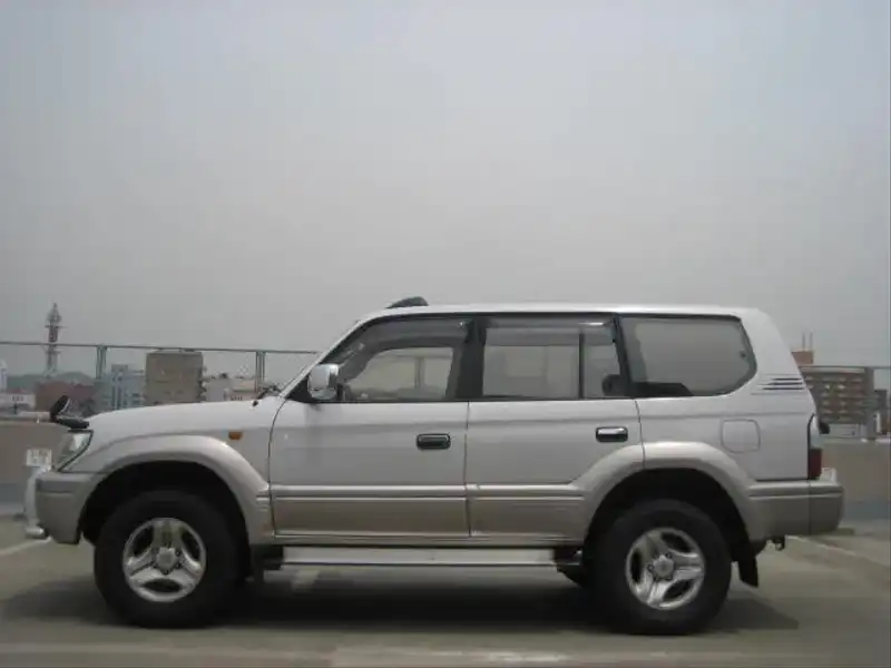 カタログ画像：ランドクルーザープラド（LAND CRUISER PRADO） ＴＺ 1999年6月 KH-KZJ95W 3000cc クリスタルシルバーパールメタリック 燃費10.8km / l  外装