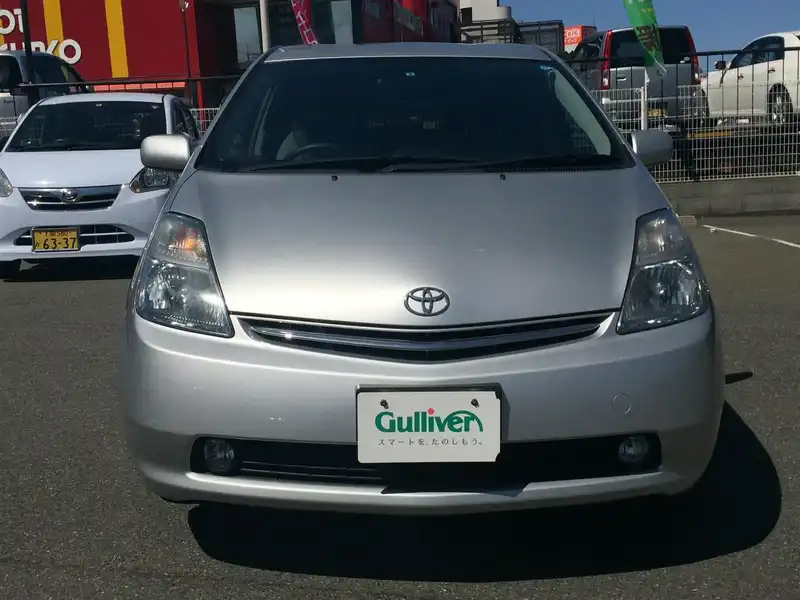 カタログ画像：プリウス（PRIUS） Ｓツーリングセレクション 2008年9月 DAA-NHW20 1500cc シルバーメタリック 燃費30.0km / l  フロント