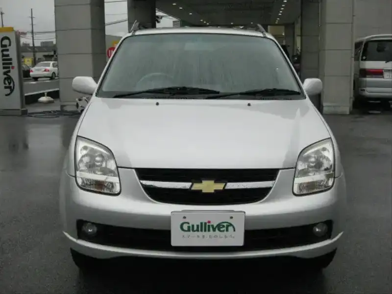 カタログ画像：シボレークルーズ（CHEVROLET CRUSE） １．３ＬＳ 2004年4月 UA-HR52S 1300cc シルキーシルバーメタリック 燃費18.0km / l  フロント