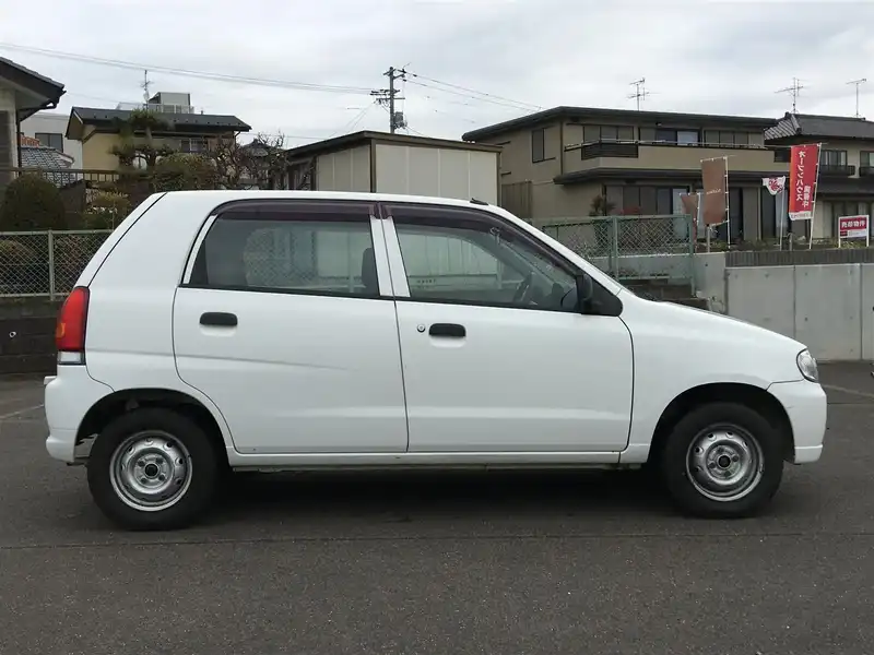 カタログ画像：アルト（ALTO） Ｌｂスペシャル 2003年6月 LA-HA23S 660cc スペリアホワイト 燃費23.0km / l  外装