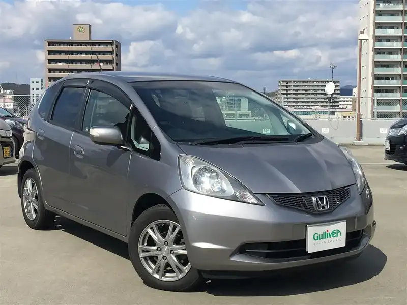 カタログ画像：フィット（FIT） Ｌ スマートスタイルエディション 2009年5月 DBA-GE6 1300cc アラバスターシルバー・メタリックorストームシルバー・メタリック 燃費21.5km / l  メイン（その他）