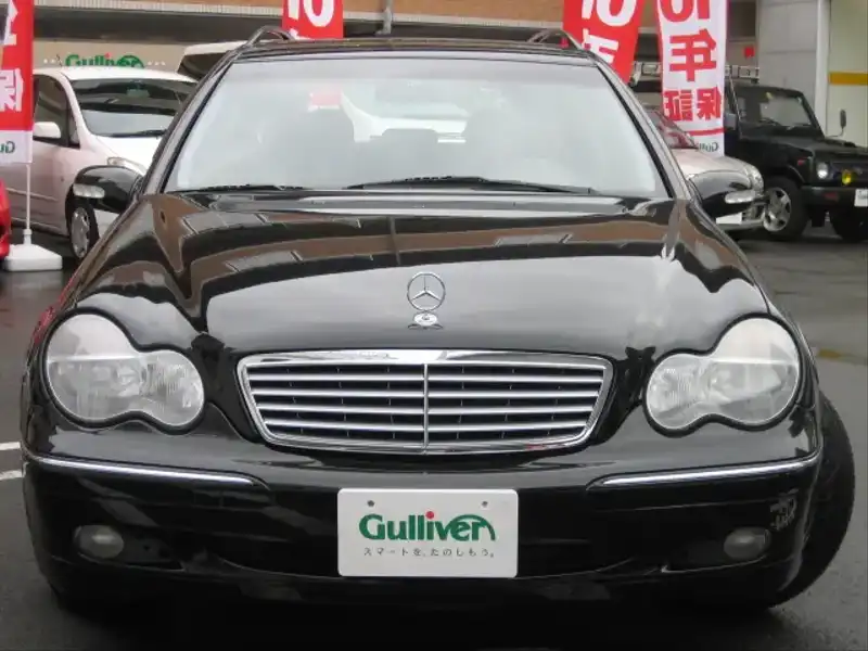 カタログ画像：Ｃクラスステーションワゴン（C-CLASS STATIONWAGON） Ｃ２４０ ４マチック ステーションワゴン 2004年6月 GH-203281 2600cc エメラルドブラックorオブシディアンブラックorダイヤモンドブラック 燃費8.7km / l  フロント