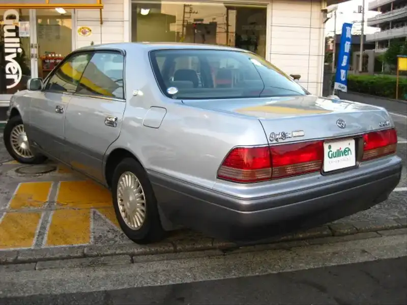 カタログ画像：クラウン（CROWN） ロイヤルエクストラ 1998年8月 KD-LS151H 2400cc シルバーメタリック バック