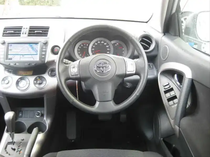 カタログ画像：ＲＡＶ４（RAV4） スポーツ 2006年8月 DBA-ACA31W 2400cc シルバーメタリック 燃費12.6km / l  内装