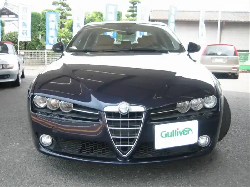 カタログ画像：アルファ１５９（ALFA 159） ２．２ ＪＴＳ セレスピード プログレッション 2006年12月 GH-93922 2200cc オチェアーノブラック（メタリックカラー）orカーボンブラック（メタリックカラー） 燃費8.8km / l  フロント