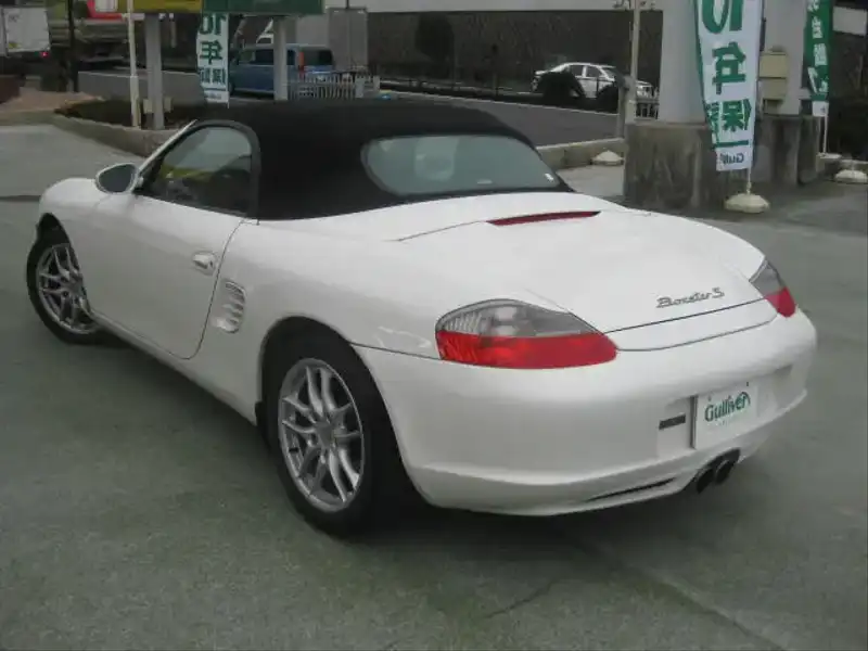 カタログ画像：ボクスター（BOXSTER） ボクスターＳ 2003年9月 GH-98624 3200cc キャララホワイト 燃費8.5km / l  バック