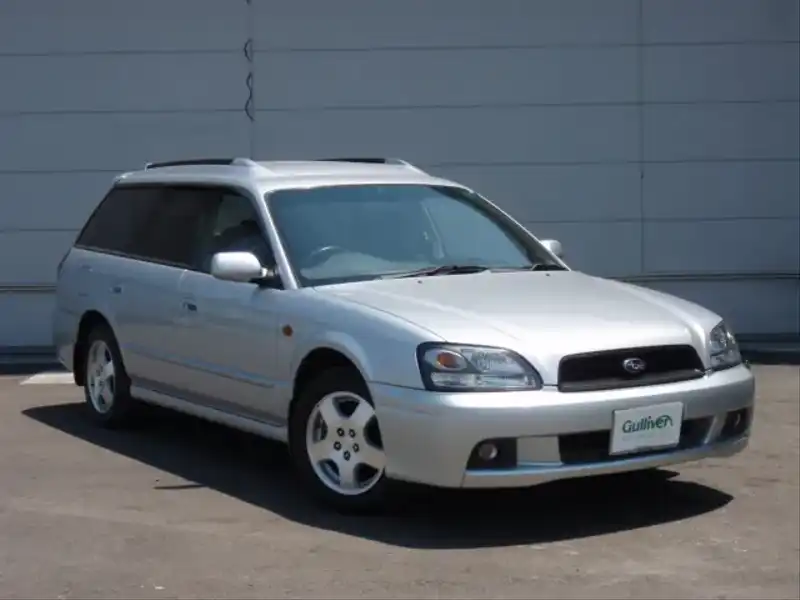 カタログ画像：レガシィツーリングワゴン（LEGACY TOURING WAGON） ブライトン 2002年5月 TA-BH5 2000cc プレミアムシルバー・メタリック 燃費13.0km / l  メイン