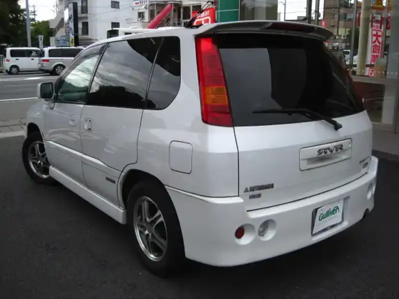 カタログ画像：ＲＶＲ（RVR） スポーツギアＸ３ 1999年10月 GF-N73WG 2000cc ソフィアホワイト／サテライトシルバー 外装