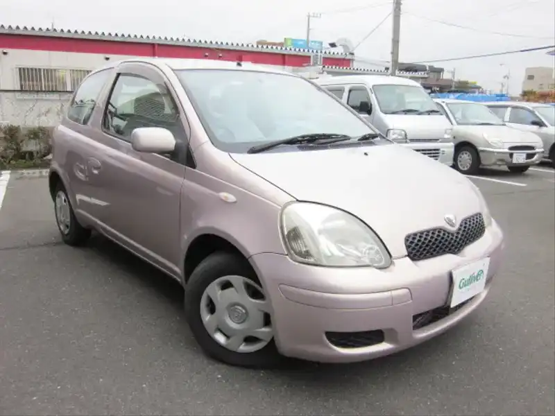 カタログ画像：ヴィッツ（VITZ） Ｆ Ｄパッケージ 2001年12月 TA-NCP15 1300cc ペールローズメタリックオパール 燃費16.6km / l  メイン