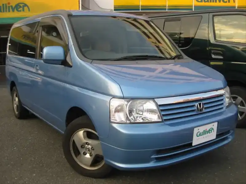 カタログ画像：ステップワゴン（STEPWAGON） Ｄ 2002年5月 LA-RF3 2000cc アクアブリーズオパール・メタリック 燃費13.2km / l  メイン（その他）