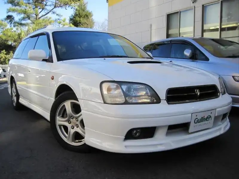 カタログ画像：レガシィツーリングワゴン（LEGACY TOURING WAGON） ＧＴ－ＶＤＣ 1998年6月 GF-BH5 2000cc ピュアホワイト 燃費10.6km / l  メイン